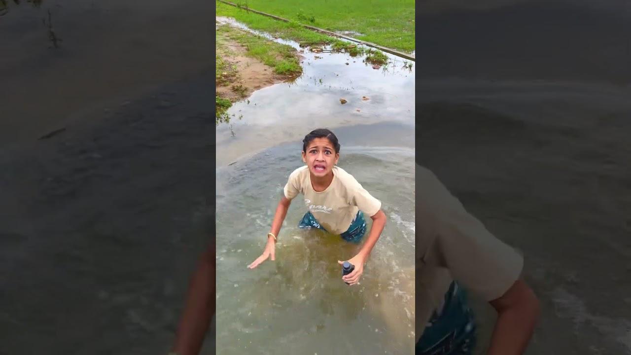 Me nali me gir gyi ❤️🤣 #shortsvideo #funny #comedy #reels #foryou #nishitiwari #shorts