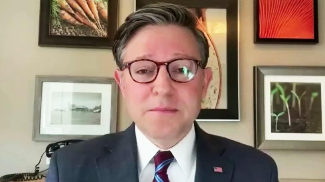 This weasel just realized he’s getting fired, and he’s PANICKING